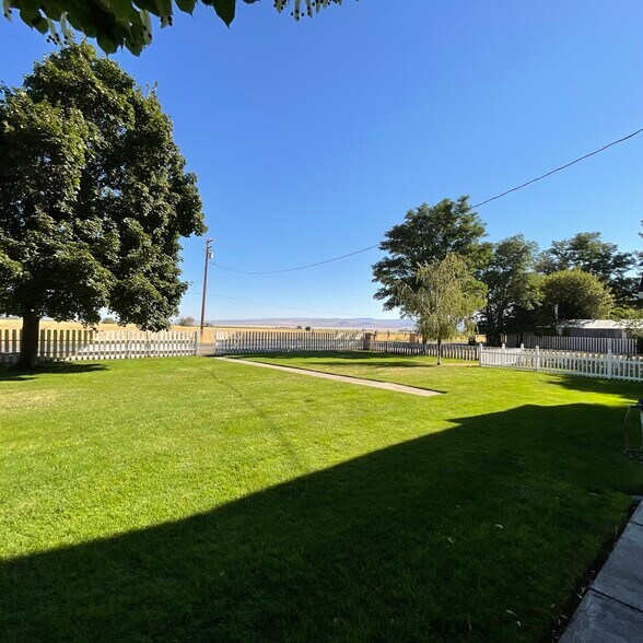 More Photos Of 155 Townsend St, Cedarville Apartments For Sale