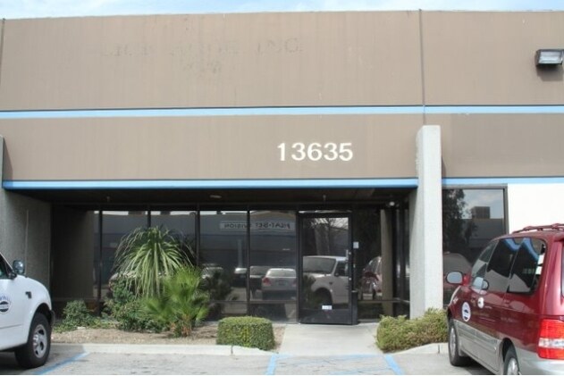 More Photos Of 13635 Gramercy Pl, Gardena Warehouse For Lease