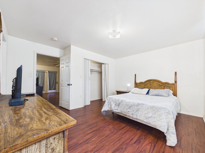 More Photos Of 1349 Jefferson Dr, Port Arthur Apartments For Sale