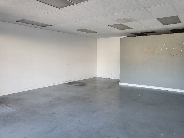 More Photos Of 3301-3315 N Verdugo Rd, Glendale General Retail For Lease