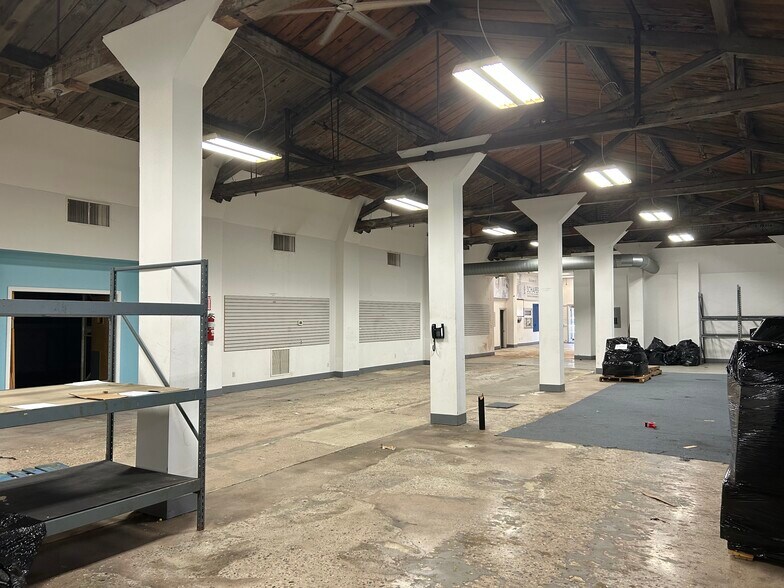 More Photos Of 2221 E Clearfield St, Philadelphia Warehouse For Sale