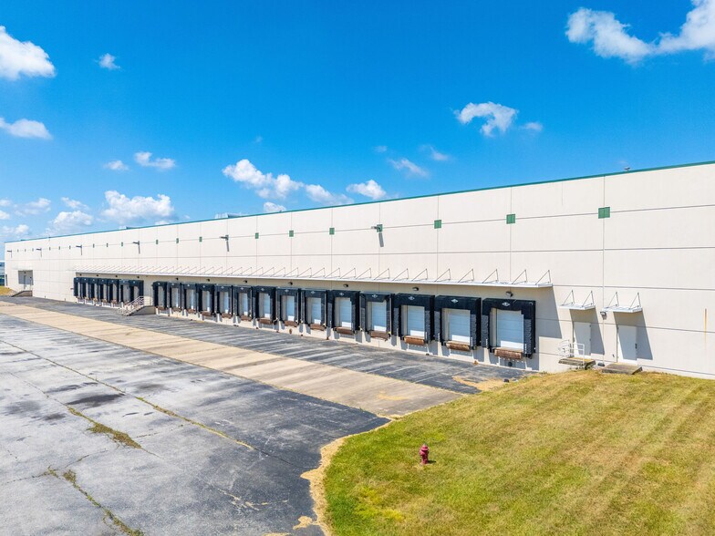 More Photos Of 3000 Kenskill Ave, Washington Court House Industrial For Lease