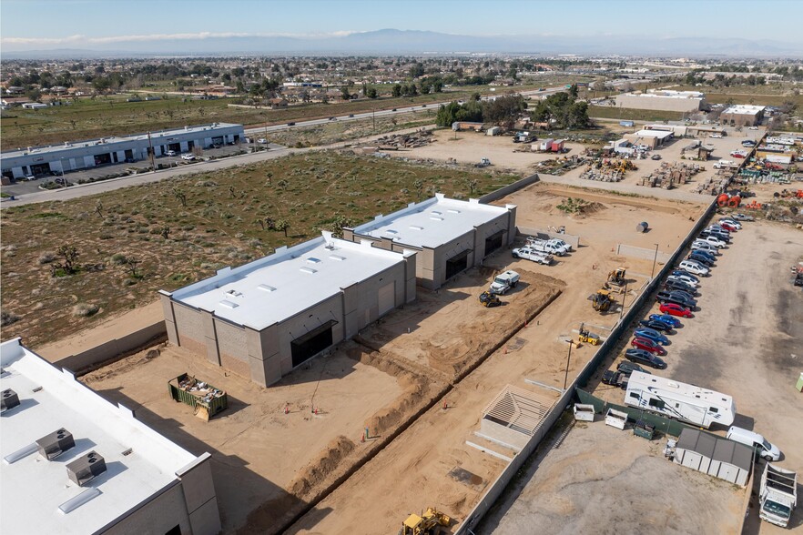 More Photos Of 1133 W Avenue L12, Lancaster Light Distribution For Lease