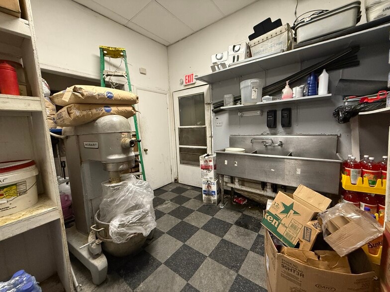 More Photos Of 601-617 Cedar Ave, Yeadon Storefront For Lease