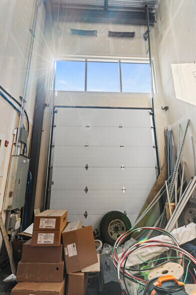 More Photos Of 10960 42 St NE, Calgary Storefront For Sale