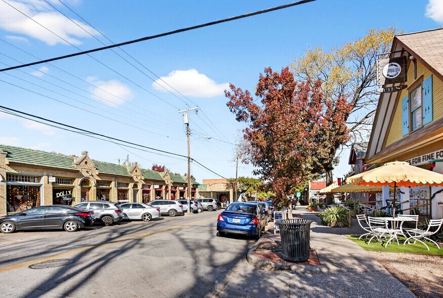 More Photos Of 439 W 9th St, Dallas Apartments For Sale