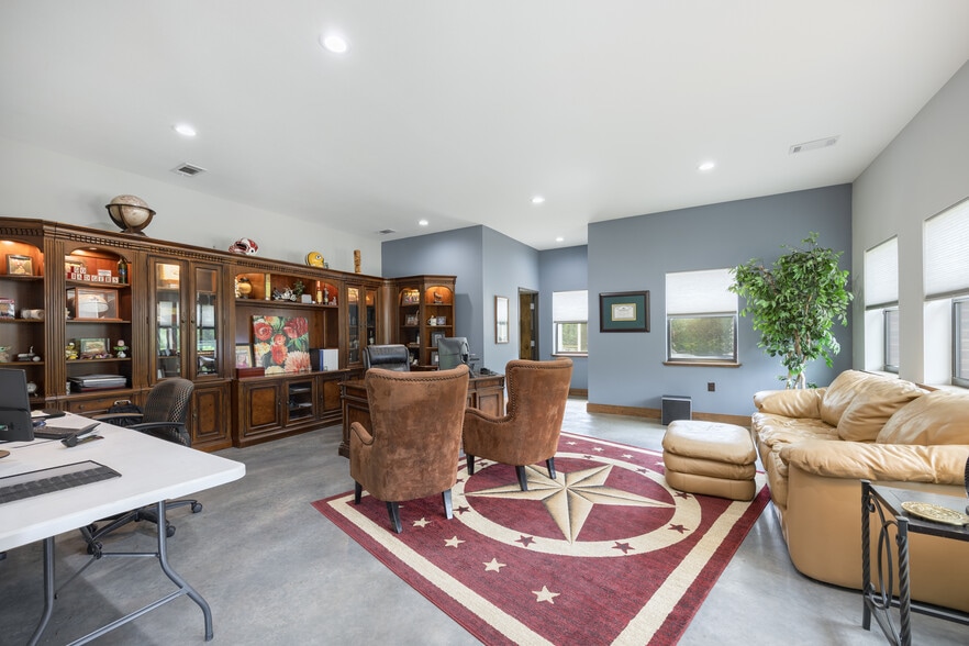 More Photos Of 299 W Eldorado Pky, McKinney Office For Sale