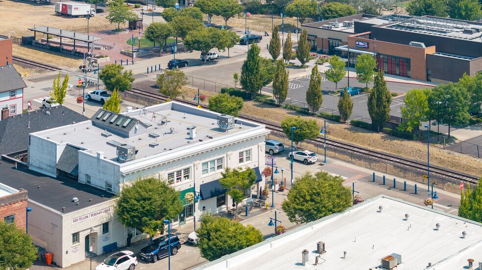 More Photos Of 16079 SW Railroad St, Sherwood Office For Sale