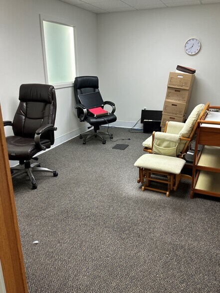 More Photos Of 431-441 E Chocolate Ave, Hershey Medical For Lease