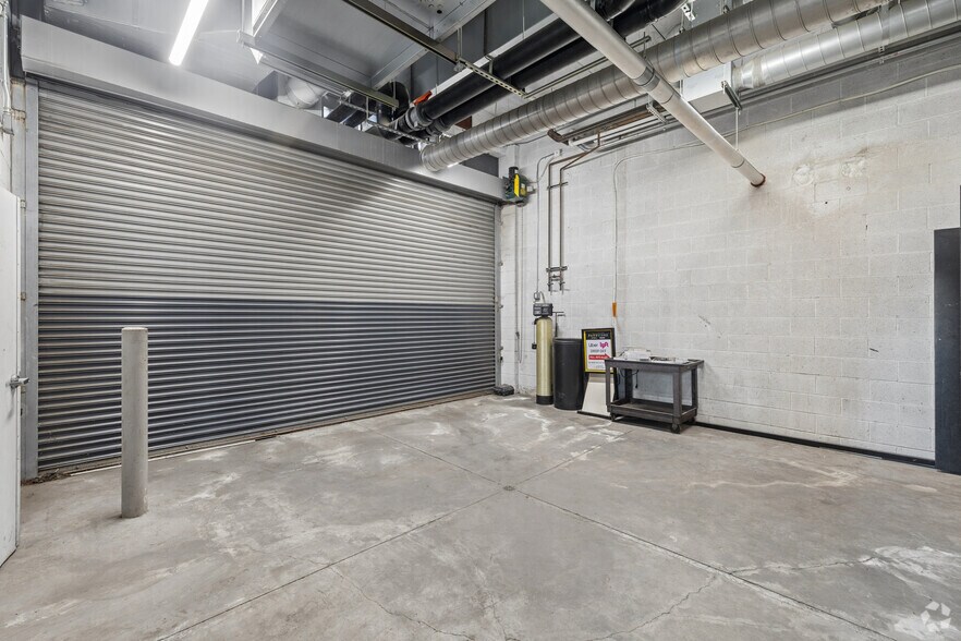 More Photos Of 600 S La Brea Ave, Los Angeles Storefront Retail Residential For Sale