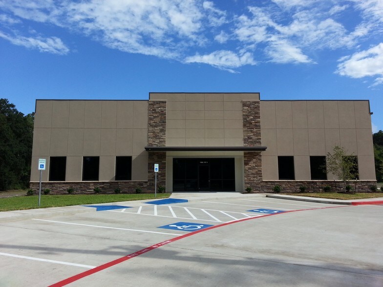 More Photos Of 8717 Humble Westfield Rd, Humble Warehouse For Lease