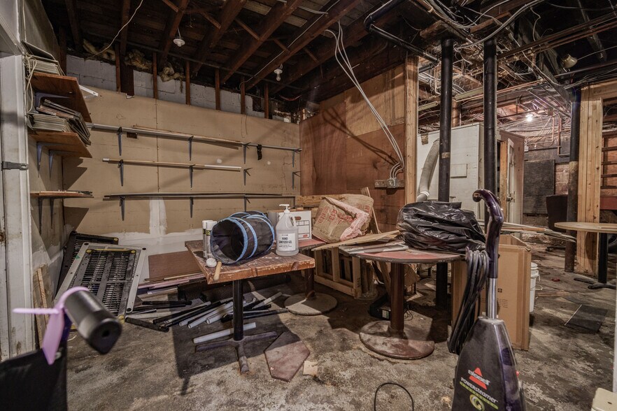 More Photos Of 2589 Boston Rd, Wilbraham Restaurant For Sale