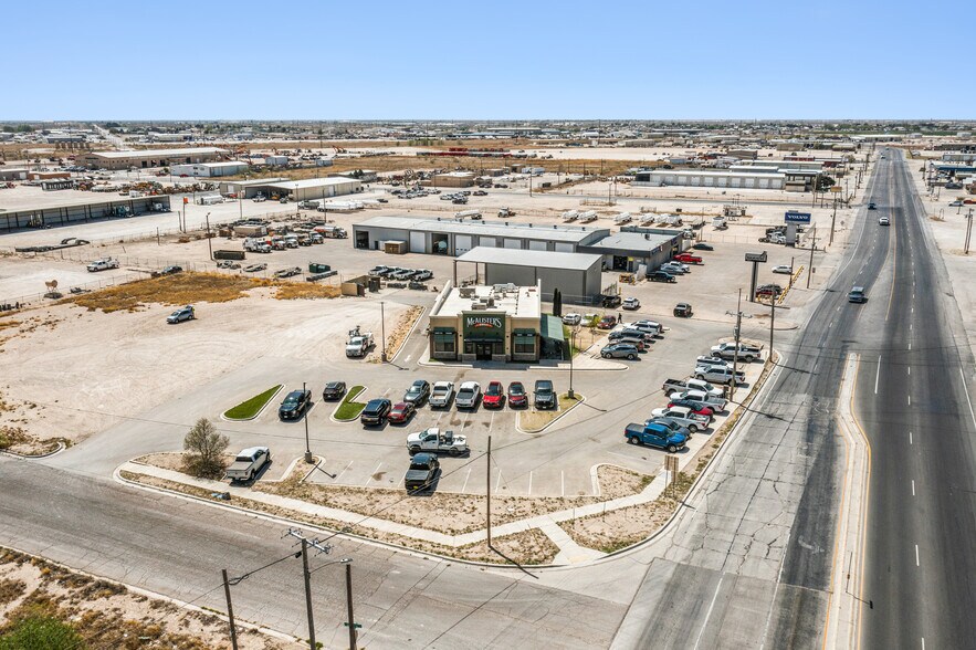 More Photos Of 3619 NW County Rd, Hobbs Fast Food For Sale