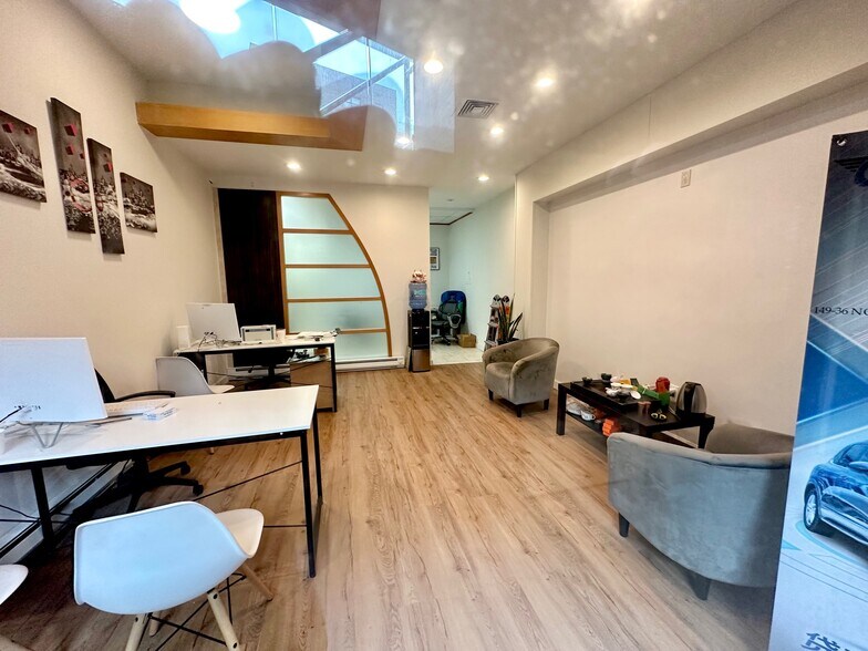 More Photos Of 14930-14936 Northern Blvd, Flushing Office For Sale