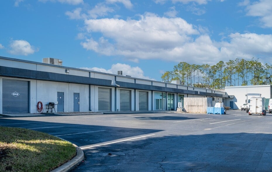 More Photos Of 9143 Philips Hwy, Jacksonville Unknown For Lease