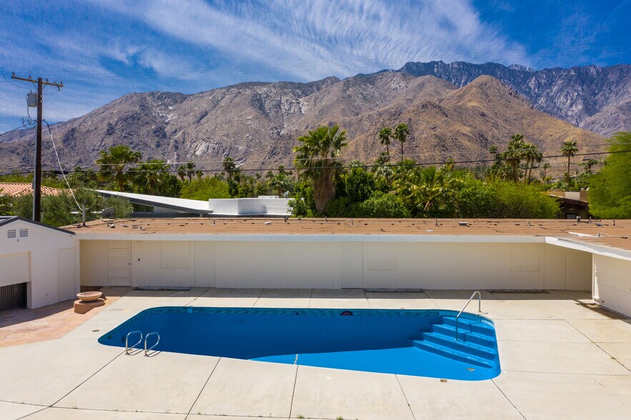 More Photos Of 2249 N Palm Canyon Dr, Palm Springs Hotel For Sale