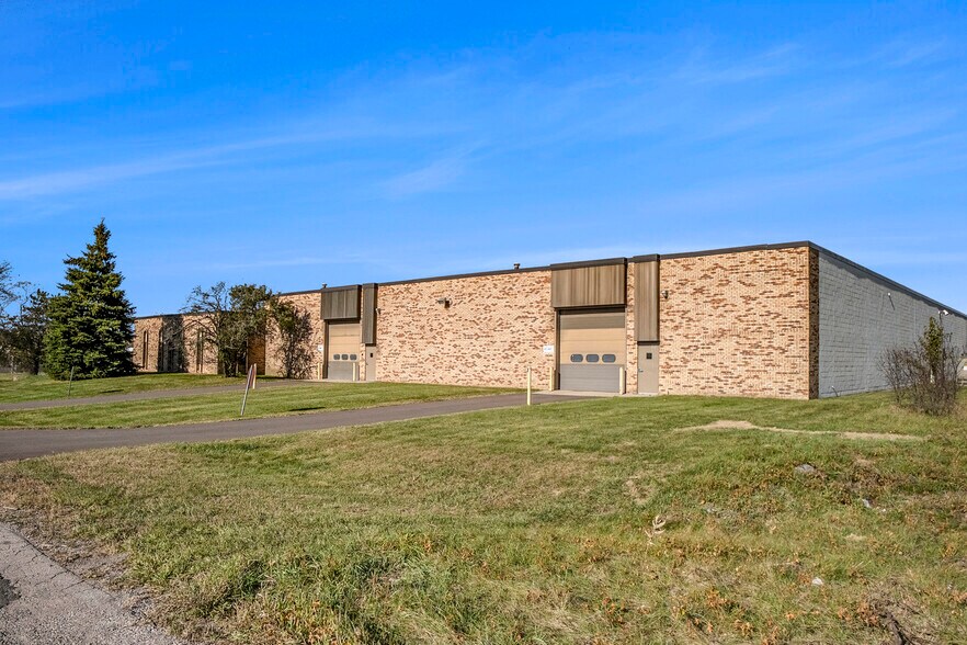 More Photos Of 1041 Hurst Rd, Jackson Service For Sale