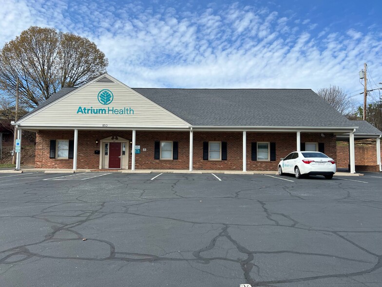 Primary Photo Of 853 S Laurel St, Lincolnton Medical For Sale