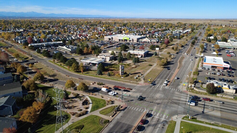 More Photos Of 5105 Chambers Rd, Denver General Retail For Lease