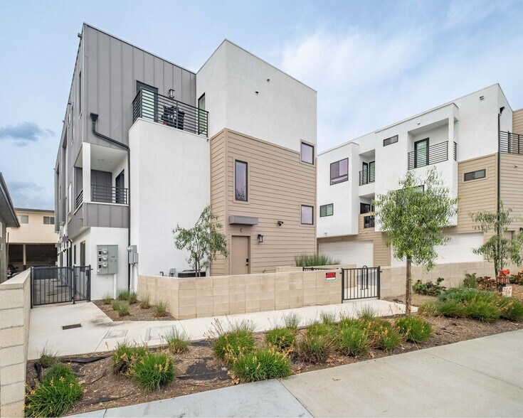 More Photos Of 6449 Rosemead Blvd, San Gabriel Apartments For Sale