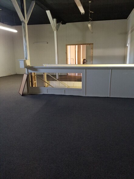 More Photos Of 114 N Church St, Waverly Loft Creative Space For Lease