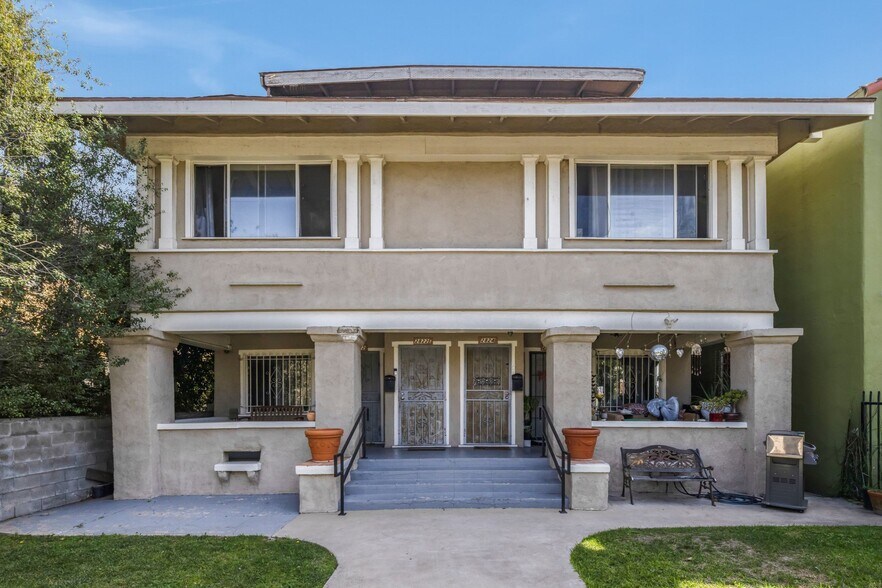 More Photos Of 2822 S La Salle Ave, Los Angeles Apartments For Sale