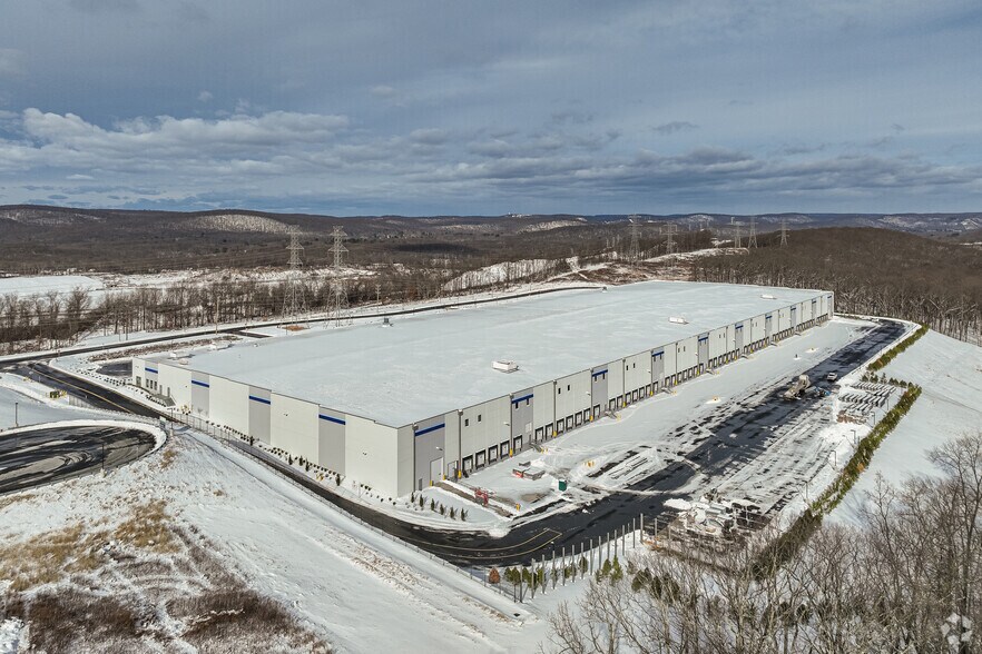 More Photos Of 128 Iron Mountain Rd, Mine Hill Distribution For Sale