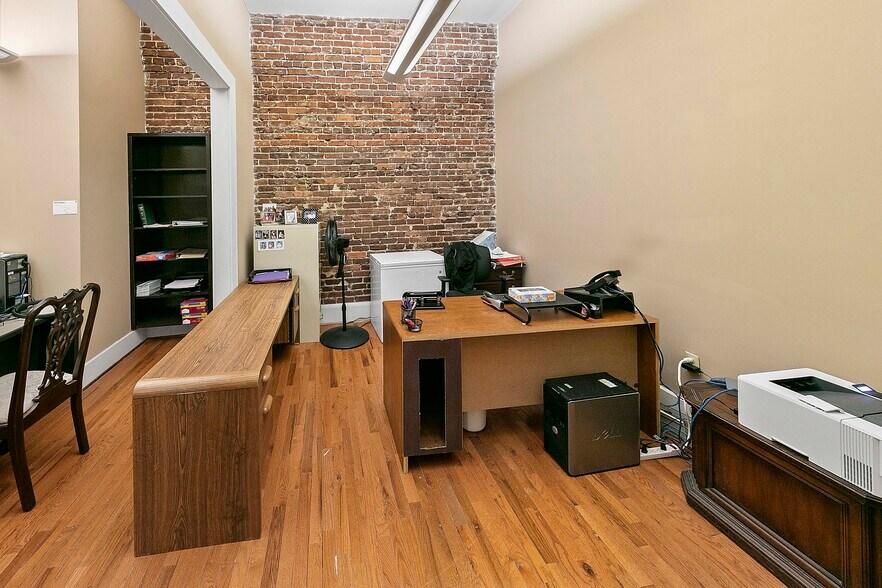 More Photos Of 418 S Gay St, Knoxville Office Residential For Sale
