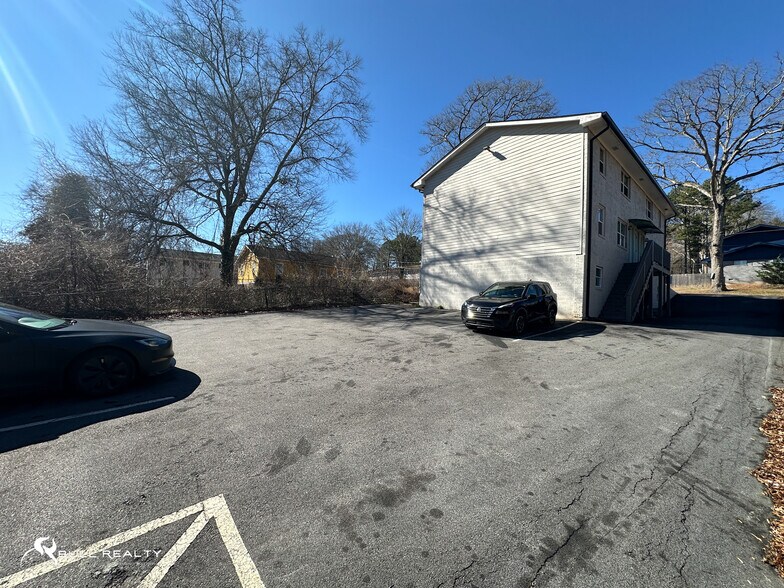 More Photos Of , Atlanta Multifamily For Sale