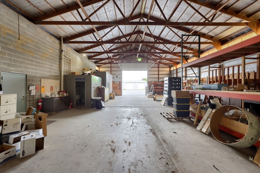 More Photos Of 94 Willow Creek Rd, Reading Industrial For Sale