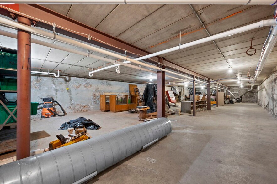 More Photos Of 755 N Snelling Ave N, Saint Paul Storefront For Lease