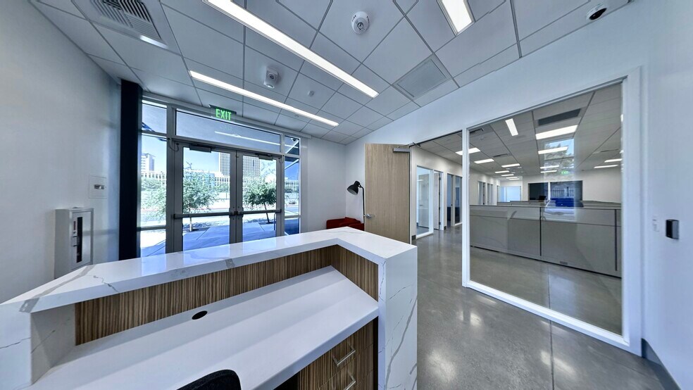 More Photos Of 601 E Bridger Ave, Las Vegas Office For Lease