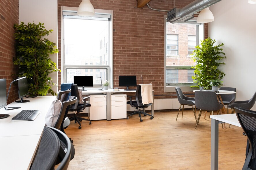 More Photos Of 215 Spadina Ave, Toronto Coworking Space