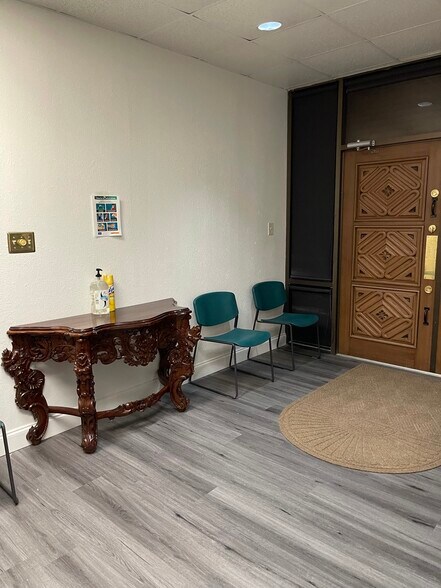 More Photos Of 5100 W 12th St, Little Rock Medical For Sale