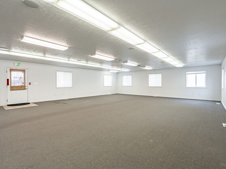 More Photos Of 280 Laurel Ln, Chubbuck Industrial For Sale