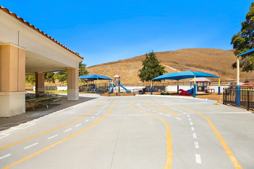 More Photos Of 2090 Chino Hills Pkwy, Chino Hills Schools For Lease
