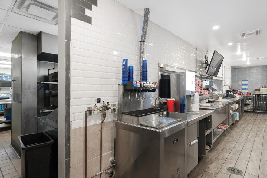 More Photos Of 4906 E Main St, Mesa Restaurant For Sale