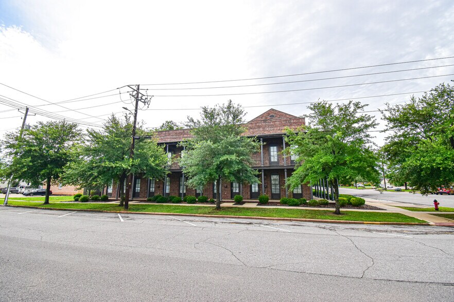 More Photos Of , Tuscaloosa Unknown For Sale