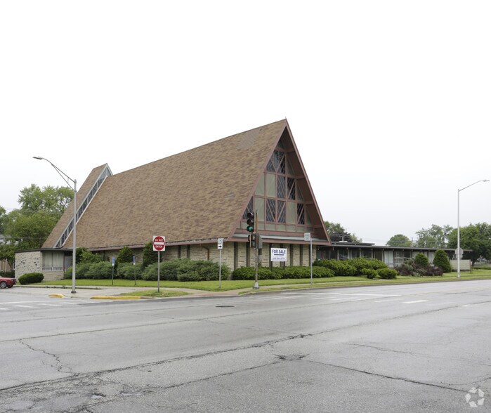 Primary Photo Of 4517 St. Charles Rd, Bellwood Religious Facility For Sale