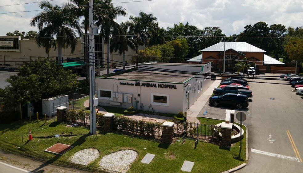 Primary Photo Of 9400 NW 58th St, Miami Veterinarian Kennel For Lease