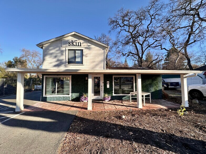Primary Photo Of 244 Front St, Danville Medical For Sale