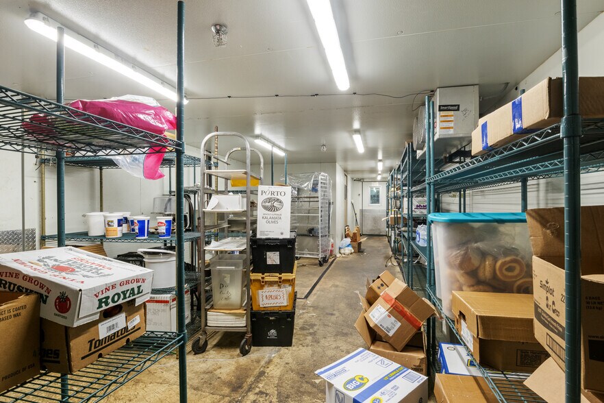 More Photos Of 7909 High School Rd, Elkins Park Restaurant For Lease