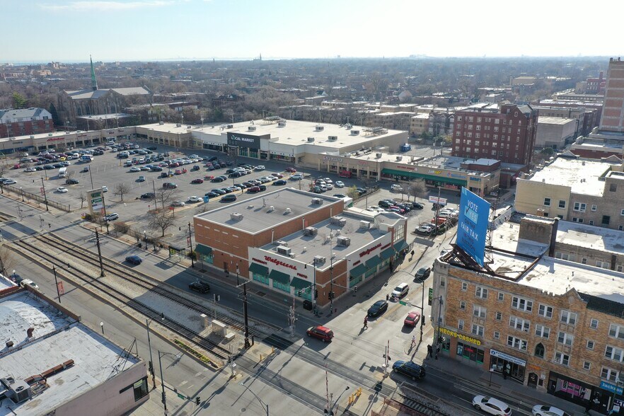More Photos Of 7109 S Jeffery Blvd, Chicago Drugstore For Lease