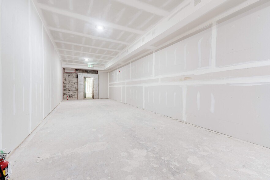 More Photos Of 55 John St S, Hamilton General Retail For Lease