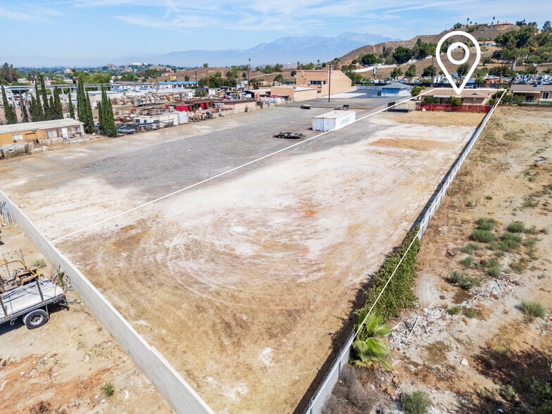 More Photos Of 6331 Pedley Rd, Riverside Contractor Storage Yard For Sale