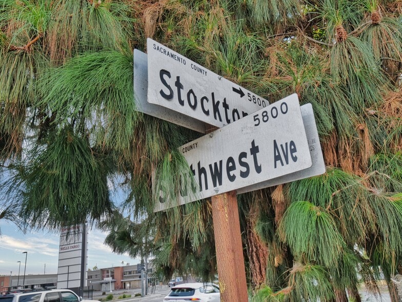 More Photos Of 5800 Stockton Blvd, Sacramento Manufactured Housing Mobile Home Park For Sale