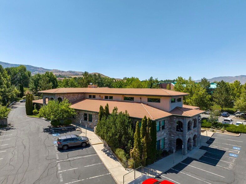 More Photos Of 6160 Plumas St, Reno Office For Sale
