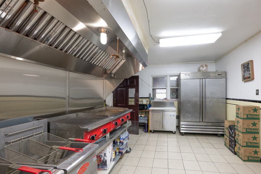 More Photos Of 1635 Broadway, Bethlehem Storefront For Sale
