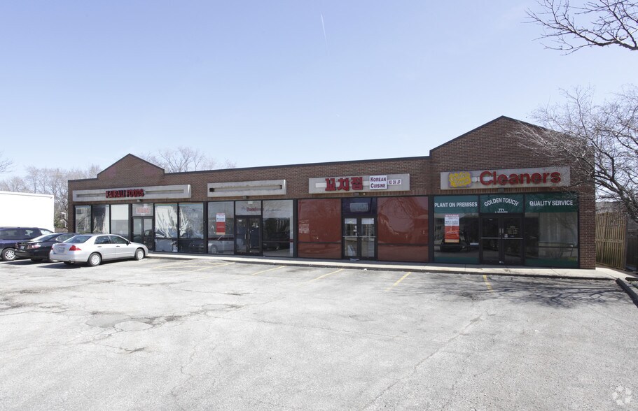 More Photos Of 771-777 Milwaukee Ave, Glenview Unknown For Lease