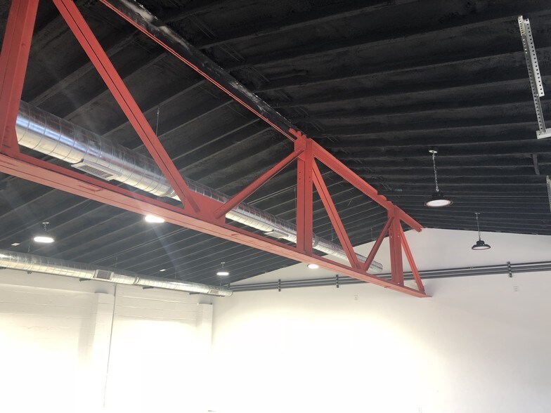 More Photos Of 8080 Grand St, Dexter Auto Repair For Sale